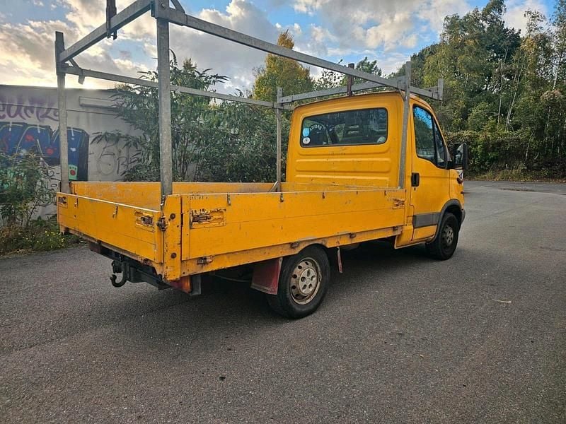 Gebraucht Iveco Daily 126 PS (92 kW) 2004 Gelb Van / Kleinbus