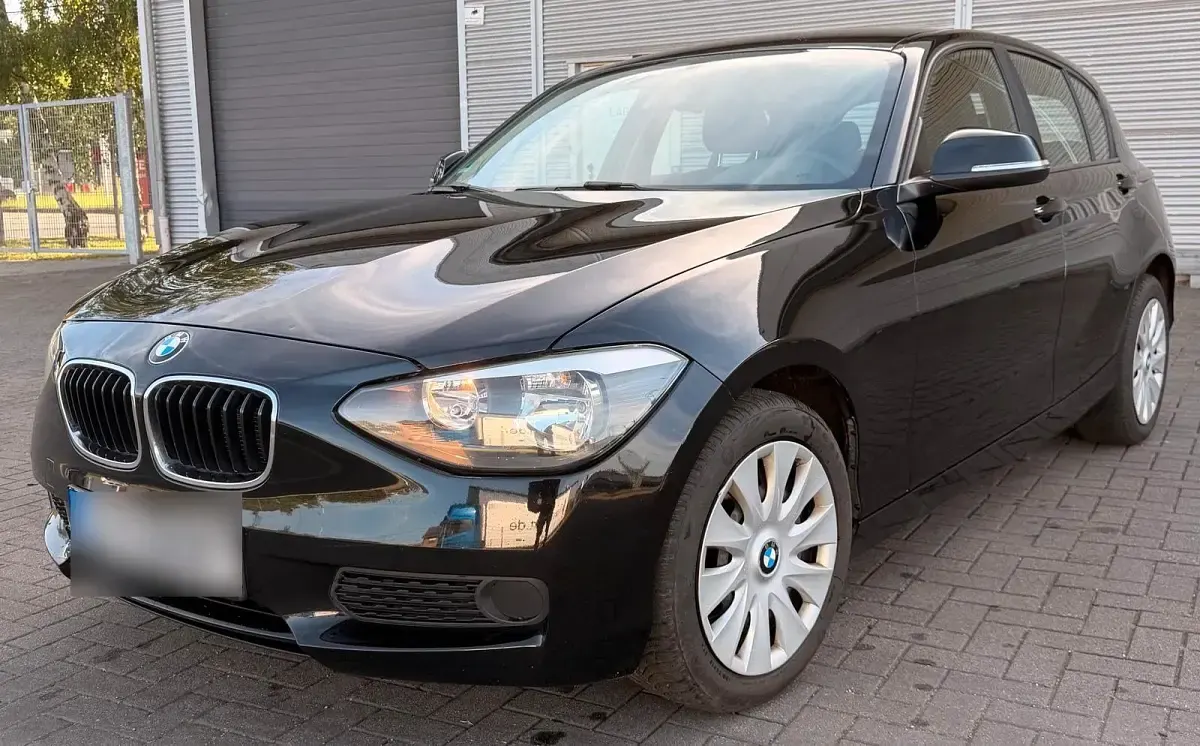 Gebraucht BMW 116 136 PS (100 kW) 2012 Schwarz Kleinwagen
