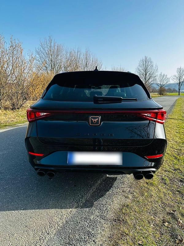 Gebraucht Cupra Leon VZ 310 PS (228 kW) 2023 Schwarz Kombi