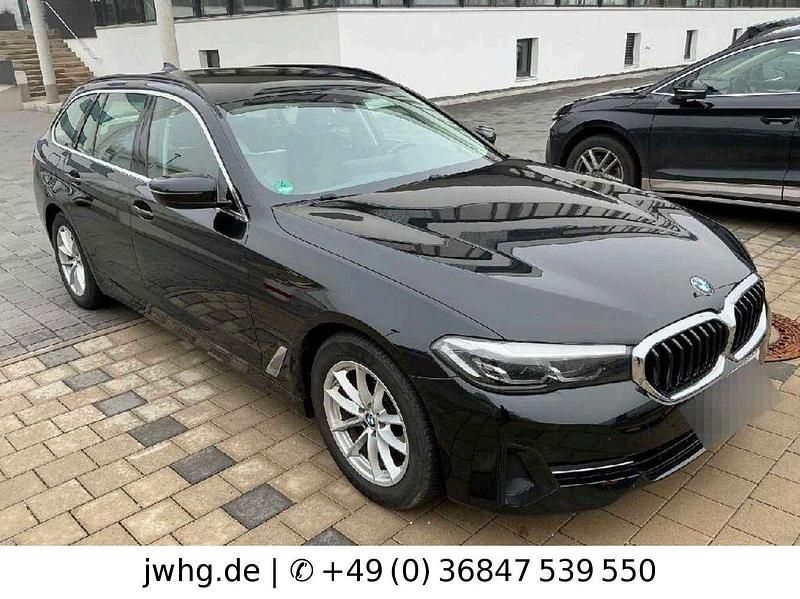 Second-hand BMW 520 Performance 190 CP (139 kW) 2022 Negru Break