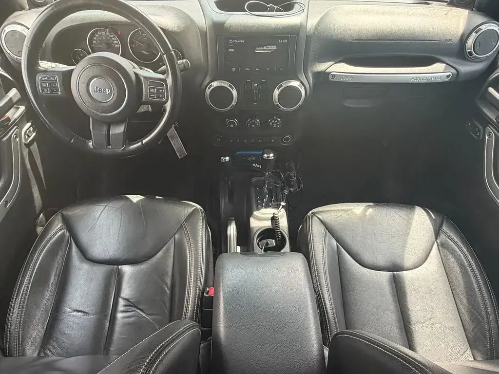 Gebraucht Jeep Wrangler Sahara 200 PS (147 kW) 2014 Schwarz SUV