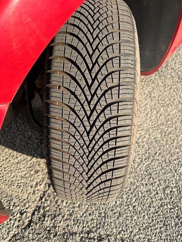 Gebraucht Renault Clio II Expression 75 PS (55 kW) 2010 Rot Kleinwagen