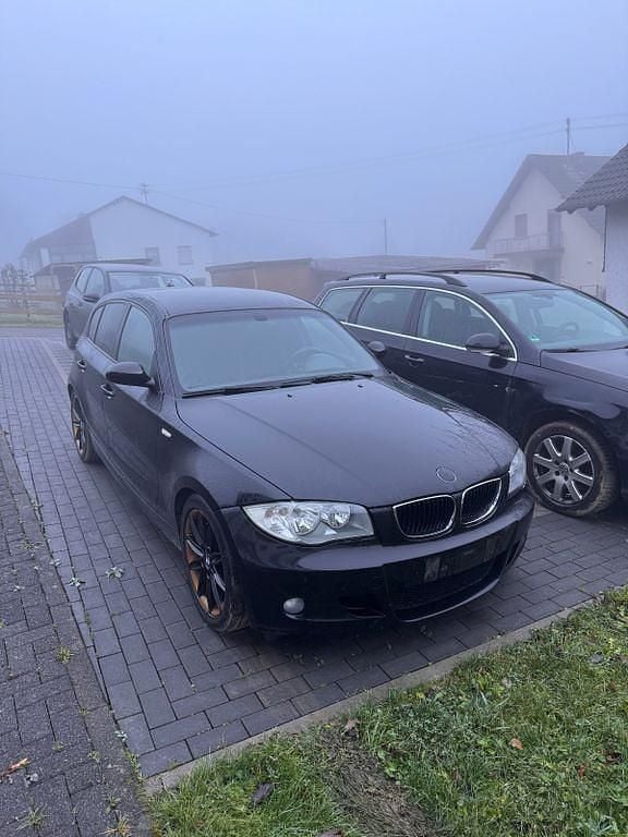 Gebraucht BMW 116 M Sport 122 PS (89 kW) 2006 Schwarz Kleinwagen