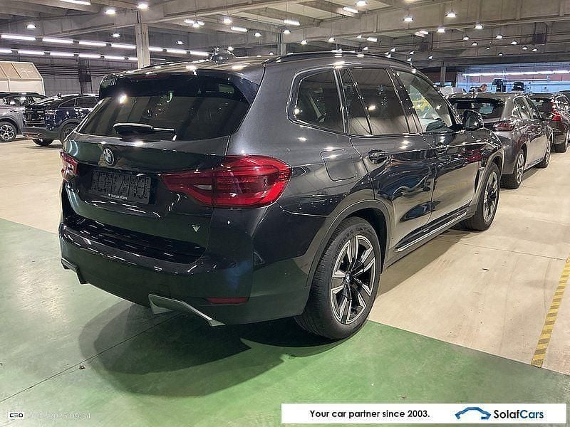 Gebraucht BMW iX3 210 kW (286 PS) 2021 Schwarz SUV