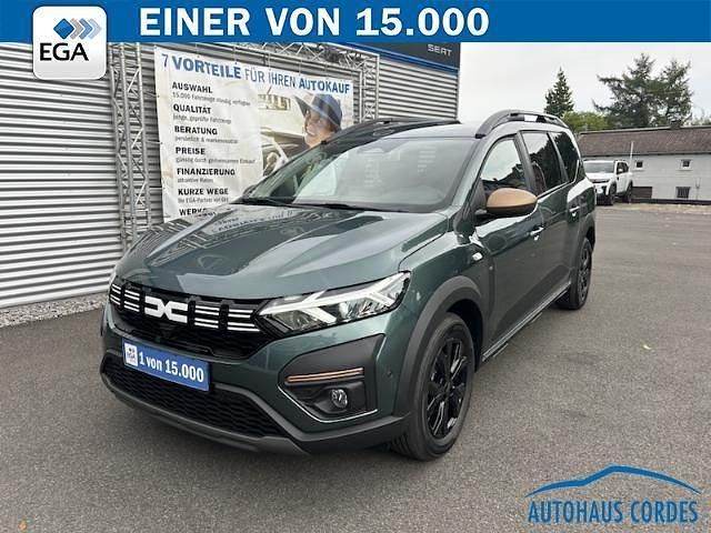 Zeder grün Neu 2025 Dacia Jogger Extreme Van / Kleinbus | 22.789 € (Fairer Preis) - Bild 1/4