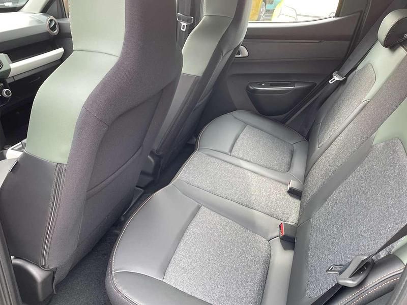 Neu Dacia Spring Extreme 74 kW (101 PS) 2026 Olivgrün Kleinwagen