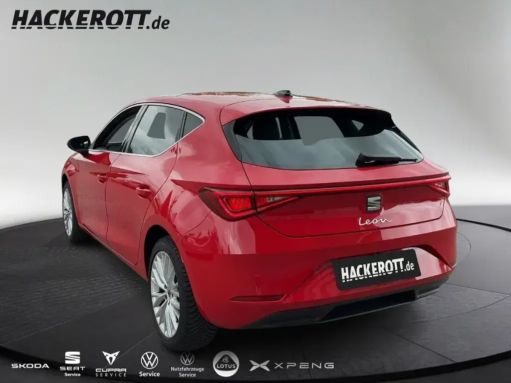 Gebraucht Seat Leon XCELLENCE 110 PS (80 kW) 2023 Reinrot Limousine