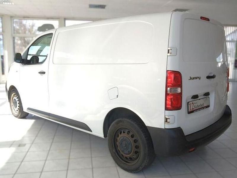 Second-hand Citroën Jumpy 122 CP (89 kW) 2019 Alb Monovolum