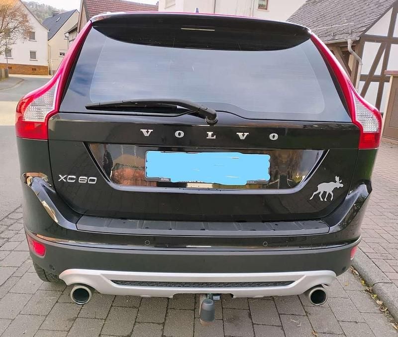 Gebraucht Volvo XC60 R-Design 163 PS (119 kW) 2012 Schwarz SUV