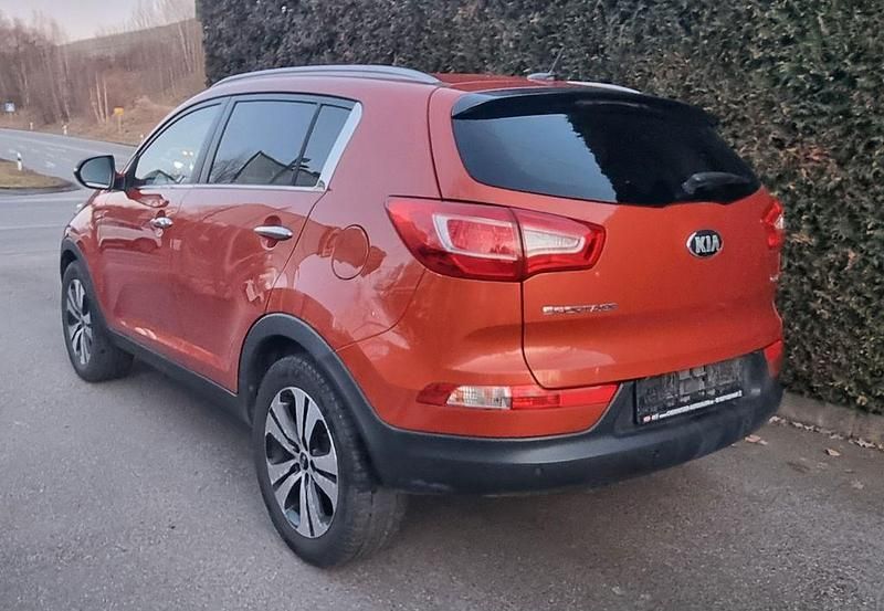 Gebraucht Kia Sportage Spirit 116 PS (85 kW) 2013 Orange SUV