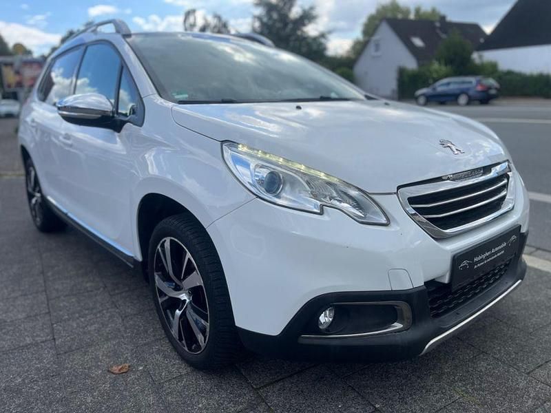 Weiß Gebraucht 2016 Peugeot 2008 Allure SUV | 9.990 € (Fairer Preis) - Bild 1/4