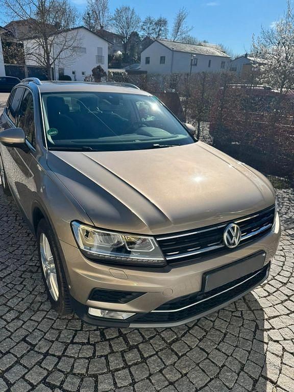 Gebraucht VW Tiguan 179 PS (131 kW) 2017 SUV