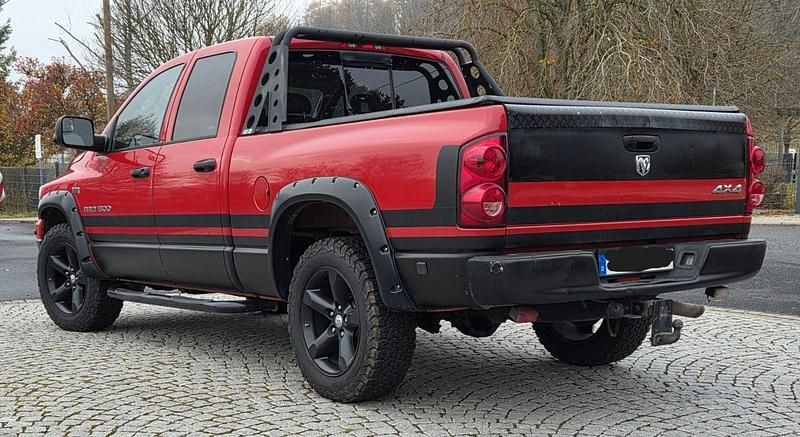 Gebraucht Dodge Ram 349 PS (256 kW) 2007 Rot Pickup