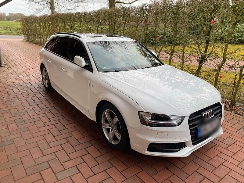 Gebraucht Audi A4 S-Line 170 PS (125 kW) 2015 Weiß Kombi