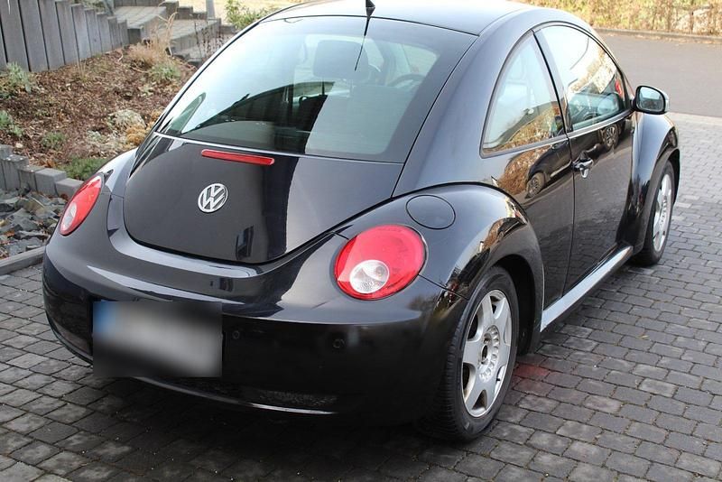 Gebraucht VW Beetle 105 PS (77 kW) 2007 Schwarz Kleinwagen