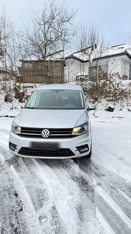 Silber Gebraucht 2017 VW Caddy Maxi Van / Kleinbus | 16.250 € (Fairer Preis) - Bild 1/4