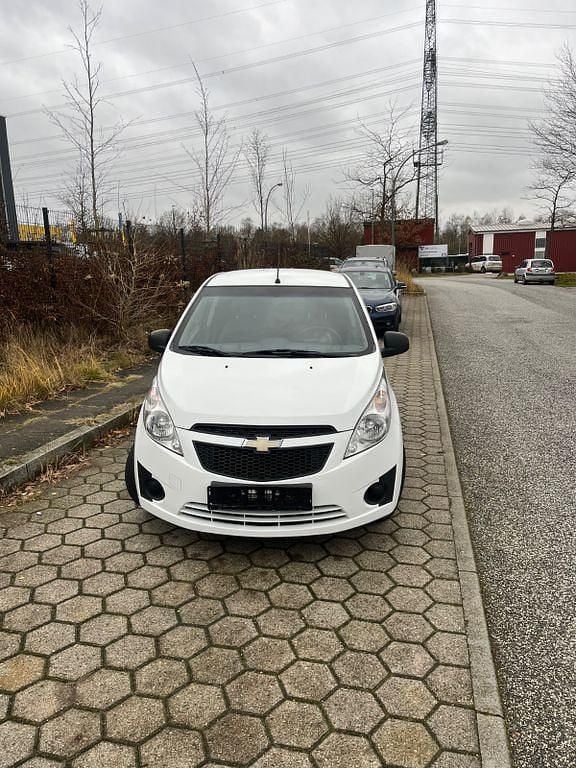 Weiß Gebraucht 2010 Chevrolet Spark LS Kleinwagen | 1.900 € (Fairer Preis) - Bild 1/4