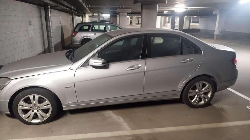 Gebraucht Mercedes C220 Elegance 170 PS (125 kW) 2011 Silber Limousine