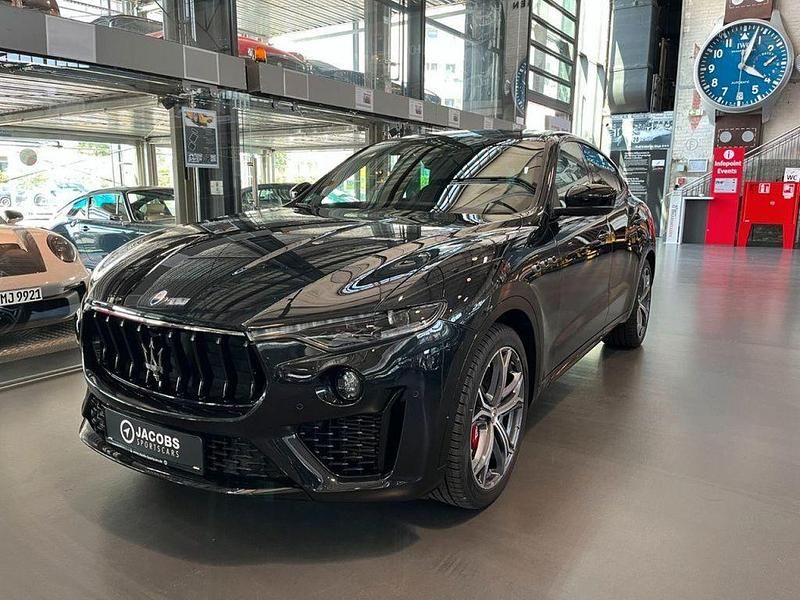 Schwarz Gebraucht 2022 Maserati Levante SUV | 69.900 € (Teuer) - Bild 1/4