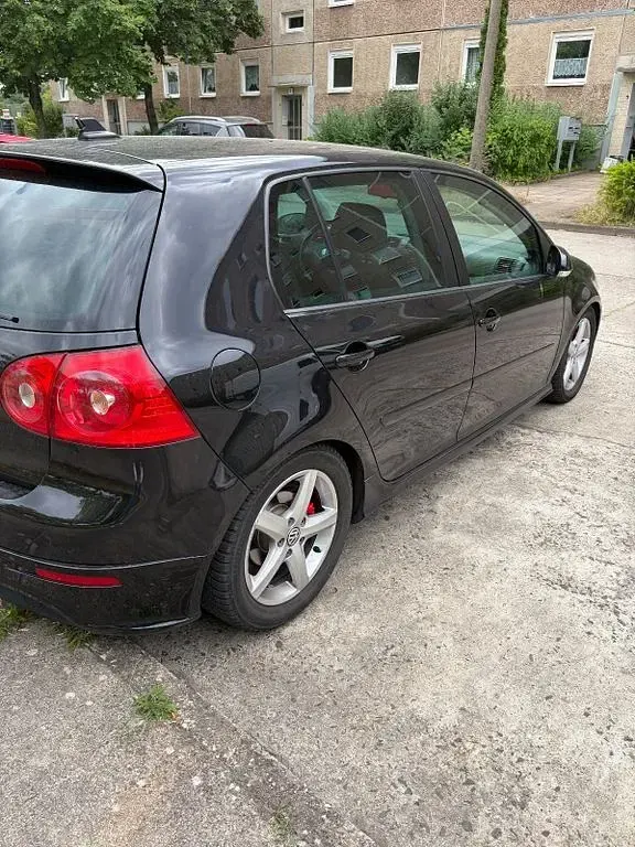 Gebraucht VW Golf VI Comfortline 140 PS (102 kW) 2008 Schwarz Kleinwagen
