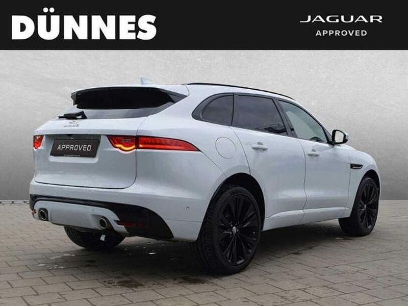 Gebraucht Jaguar F-Pace S 301 PS (221 kW) 2017 Glacier white metalic SUV