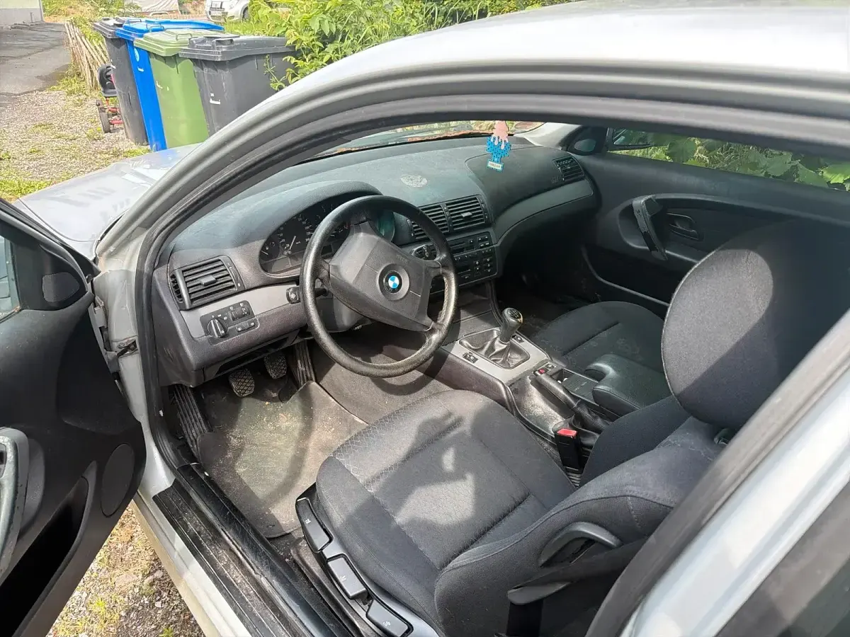 Gebraucht BMW 316 Compact 115 PS (84 kW) 2004 Silber Kleinwagen