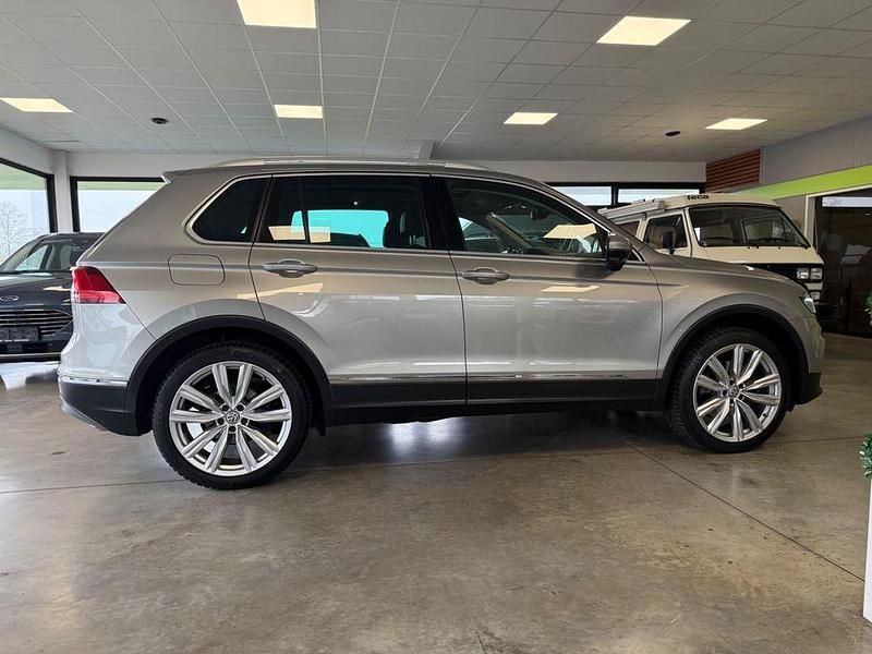 Gebraucht VW Tiguan Highline 179 PS (131 kW) 2016 Silber SUV