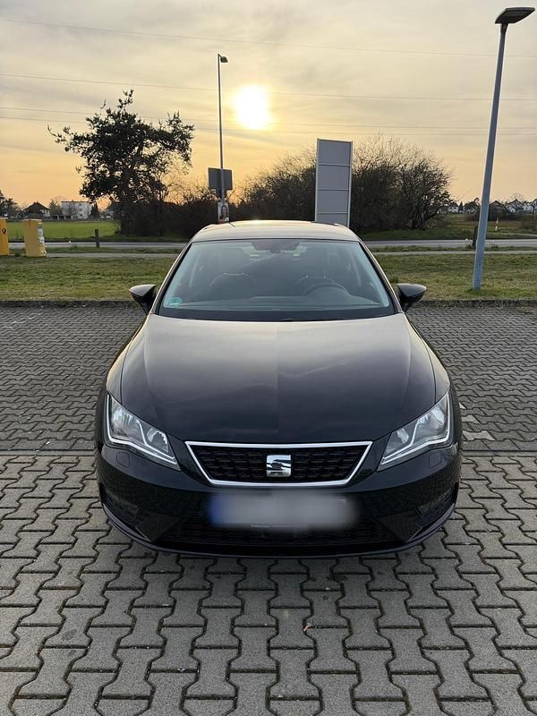 Gebraucht Seat Leon Style 110 PS (80 kW) 2018 Schwarz Kleinwagen