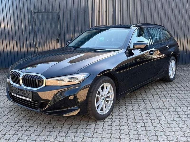 Gebraucht BMW 318 Shadowline 156 PS (114 kW) 2024 Schwarz Kombi