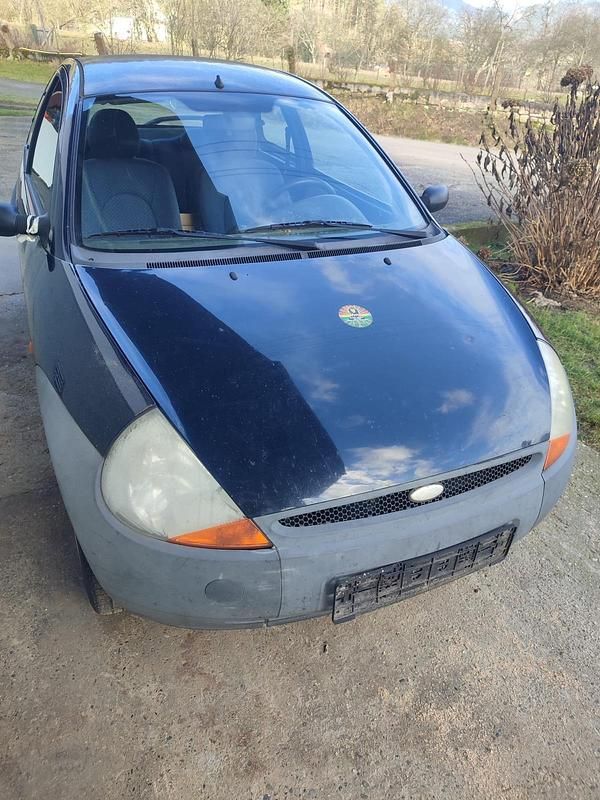 Gebraucht Ford Ka 60 PS (44 kW) 2004 Schwarz Kleinwagen