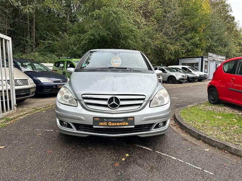 Silber Gebraucht 2005 Mercedes B170 Van / Kleinbus | 3.499 € (Etwas zu teuer) - Bild 1/4