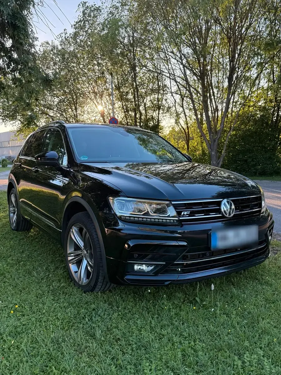Gebraucht VW Tiguan R-line 190 PS (139 kW) 2019 Schwarz SUV