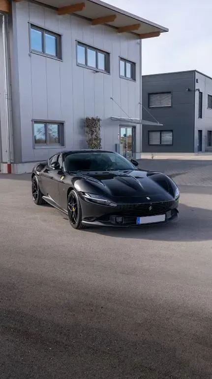 Gebraucht Ferrari Roma 620 PS (456 kW) 2024 Schwarz Cabrio