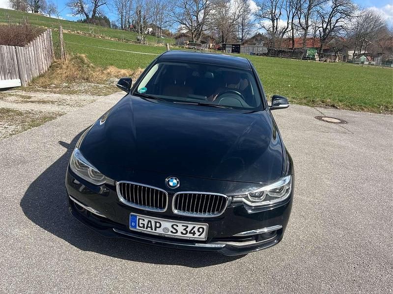 Gebraucht BMW 320 Luxury Line 184 PS (135 kW) 2015 Schwarz Limousine