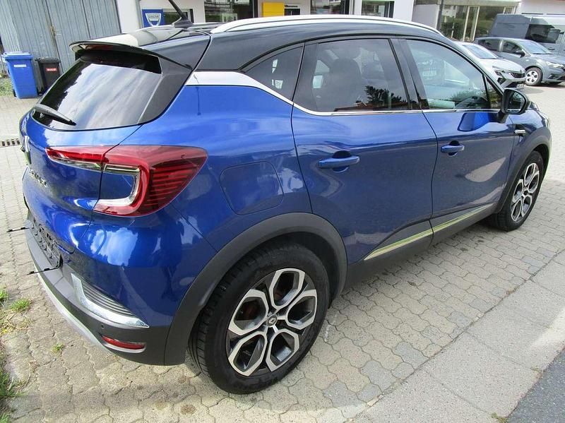 Gebraucht Renault Captur Intens 140 PS (102 kW) 2021 Blau met SUV
