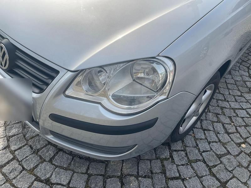 Gebraucht VW Polo 64 PS (47 kW) 2006 Silber Kleinwagen