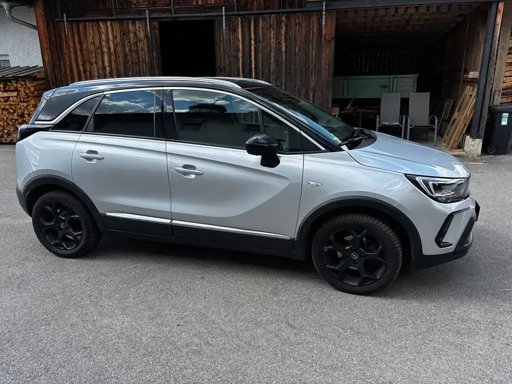 Gebraucht Opel Crossland Ultimate 131 PS (96 kW) 2022 Silber SUV