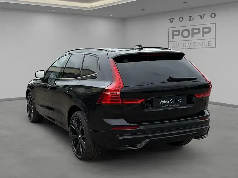 Gebraucht Volvo XC60 Plus 250 PS (183 kW) 2025 Onyx black SUV