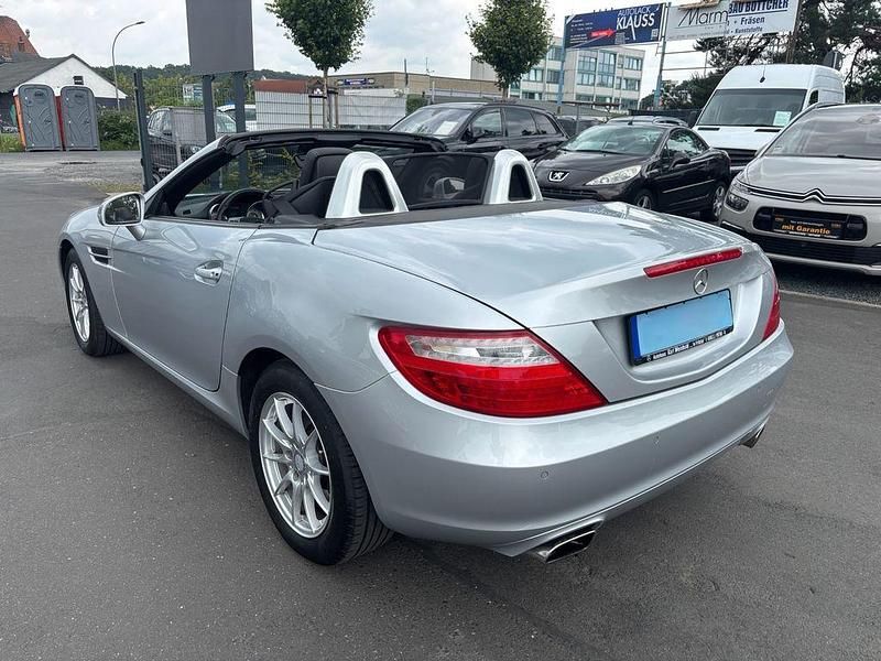 Gebraucht Mercedes SLK200 184 PS (135 kW) 2013 Silber Cabrio