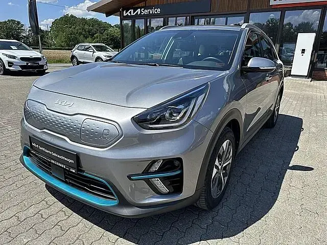 Gebraucht Kia e-Niro 150 kW (204 PS) 2022 Grau SUV