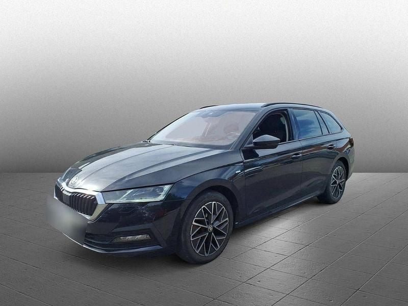 Schwarz (blackmagic perleffekt) Gebraucht 2021 Skoda Octavia Clever Kombi | 22.980 € (Fairer Preis) - Bild 1/4