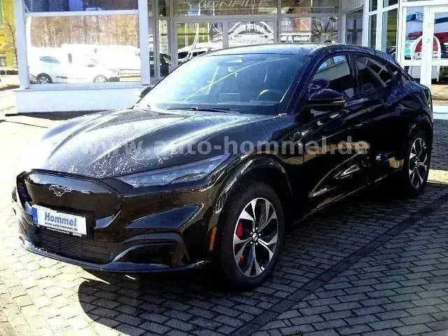 Gebraucht Ford Mustang Mach-E Standard Range 275 kW (375 PS) 2021 Schwarz SUV