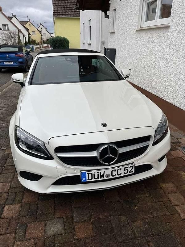 Weiß Gebraucht 2021 Mercedes C400 Cabrio | 39.500 € (Guter Preis) - Bild 1/4
