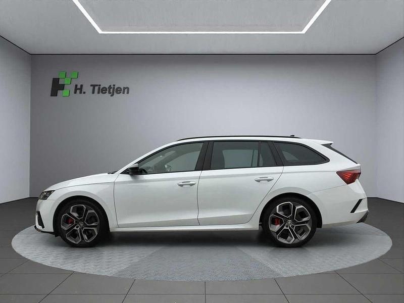Gebraucht Skoda Octavia RS 245 PS (180 kW) 2022 Weiß metallic Kombi