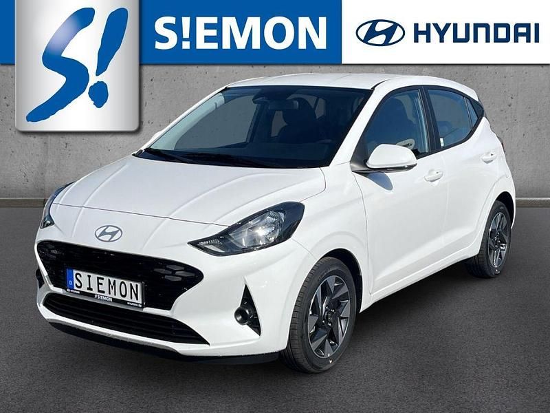 Weiss Neu 2025 Hyundai i10 Trend Kleinwagen | 17.530 € (Fairer Preis) - Bild 1/4