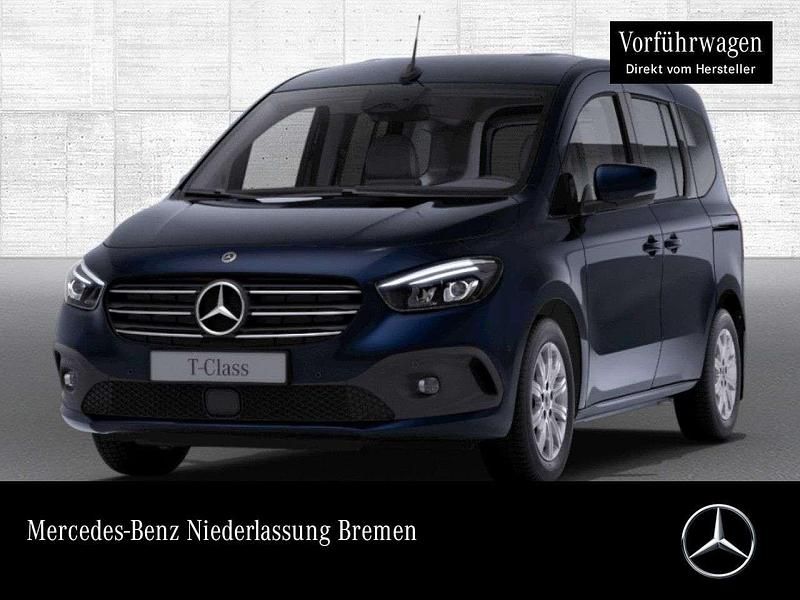 Blau Gebraucht 2024 Mercedes T180 Progressive Van / Kleinbus | 33.280 € (Teuer) - Bild 1/4