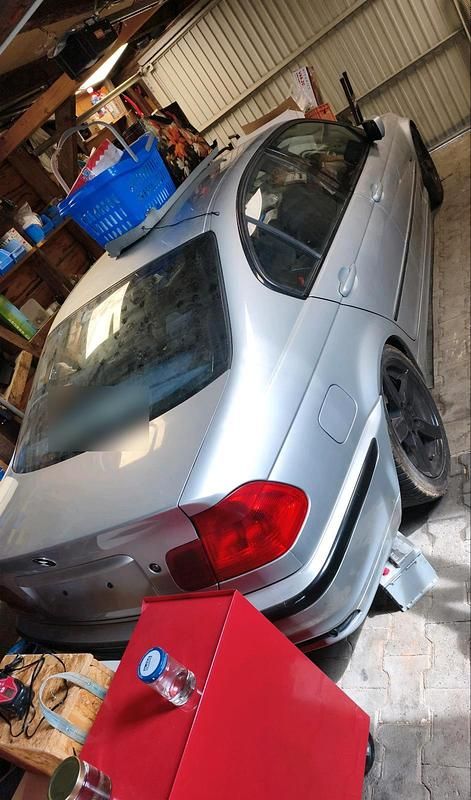 Usata BMW 320 150 CV (110 kW) 2000 Argento Berlina