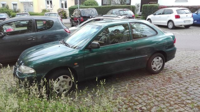 Gebraucht Hyundai Accent 102 PS (75 kW) 2000 Grün metallic Limousine