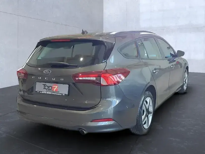 Gebraucht Ford Focus Cool & Connect 125 PS (91 kW) 2022 Magneticgrau (metallic) Kombi