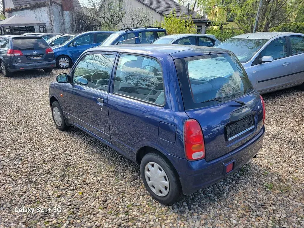 Gebraucht Daihatsu Cuore 56 PS (41 kW) 2000 Blau Kleinwagen